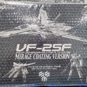 1/72 VF-25F 메시아발키리알토커스텀 미라지코팅