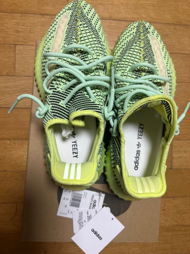 아디다스 이지 부스트 이즈릴 논리플렉티브 270 | 중고나라 - 안심되는 중고거래