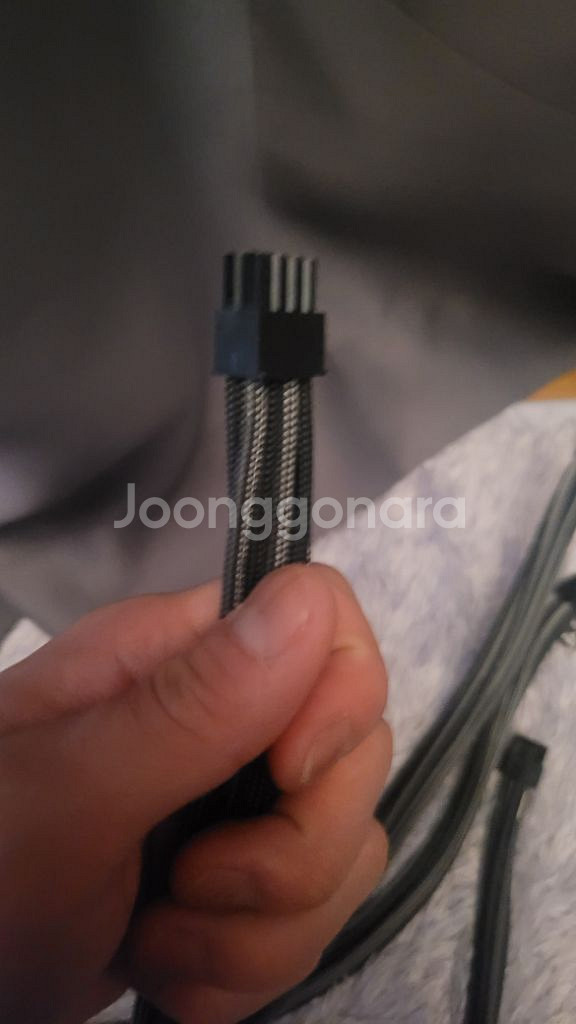 맥스파인더 fsp 파워 직결 pcie 8핀 슬리빙케이블--1