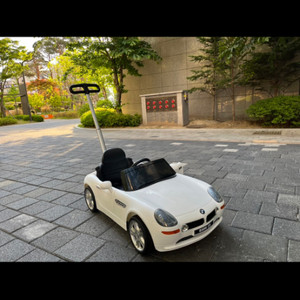 bmw z8푸쉬카 구합니다