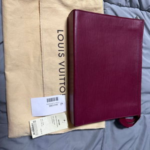 Louis Vuitton(루이비통) M41085 에피