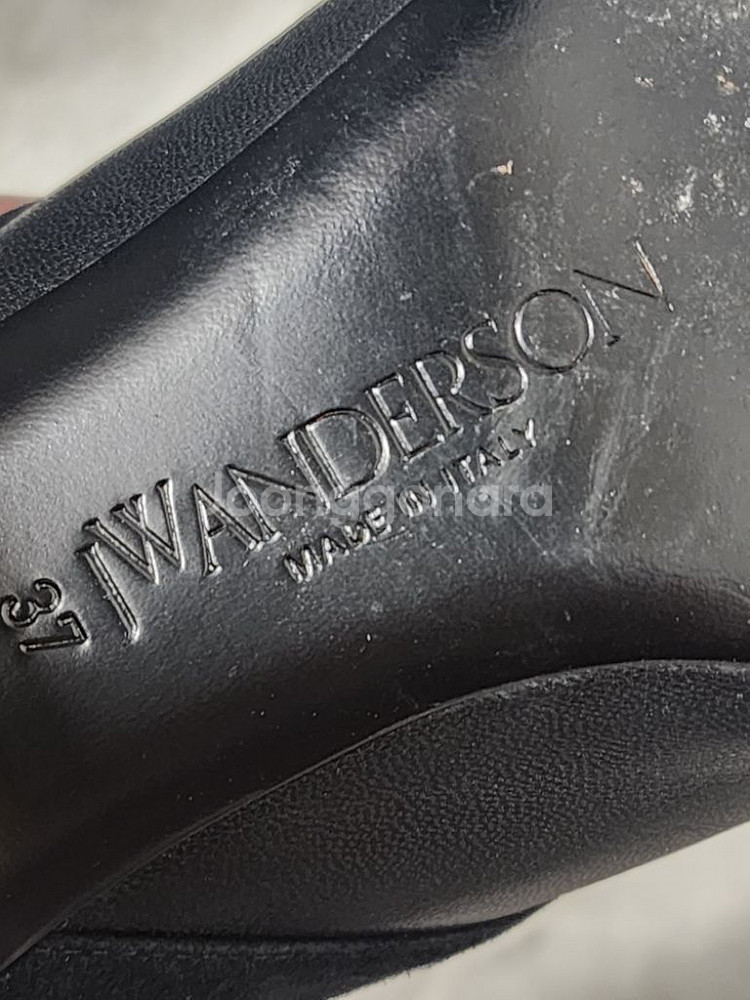 jw anderson cylinder heel pump--4