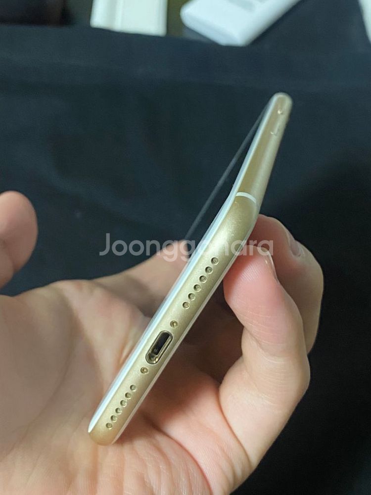 아이폰 7 128기가 골드 팝니다--1