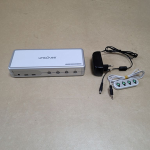 유니클래스 4:1 DVI/USB KVM스위치 (AD-E