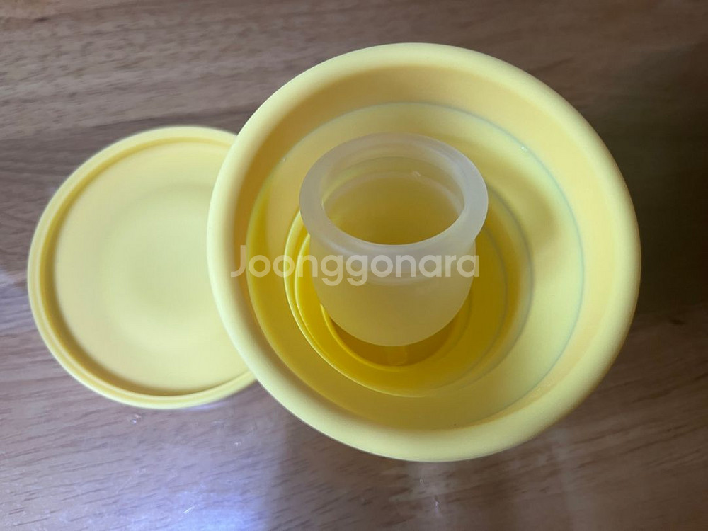 생리컵 루나컵 스몰링 티읕컵 라지 판매합니다.--3