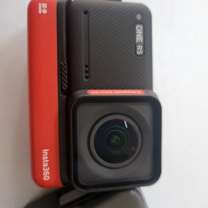 인스타360 one rs 4k부스트 랜즈