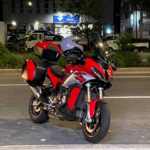 BMW S1000XR