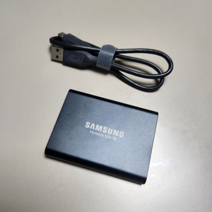 삼성 포터블 SSD T5 1T