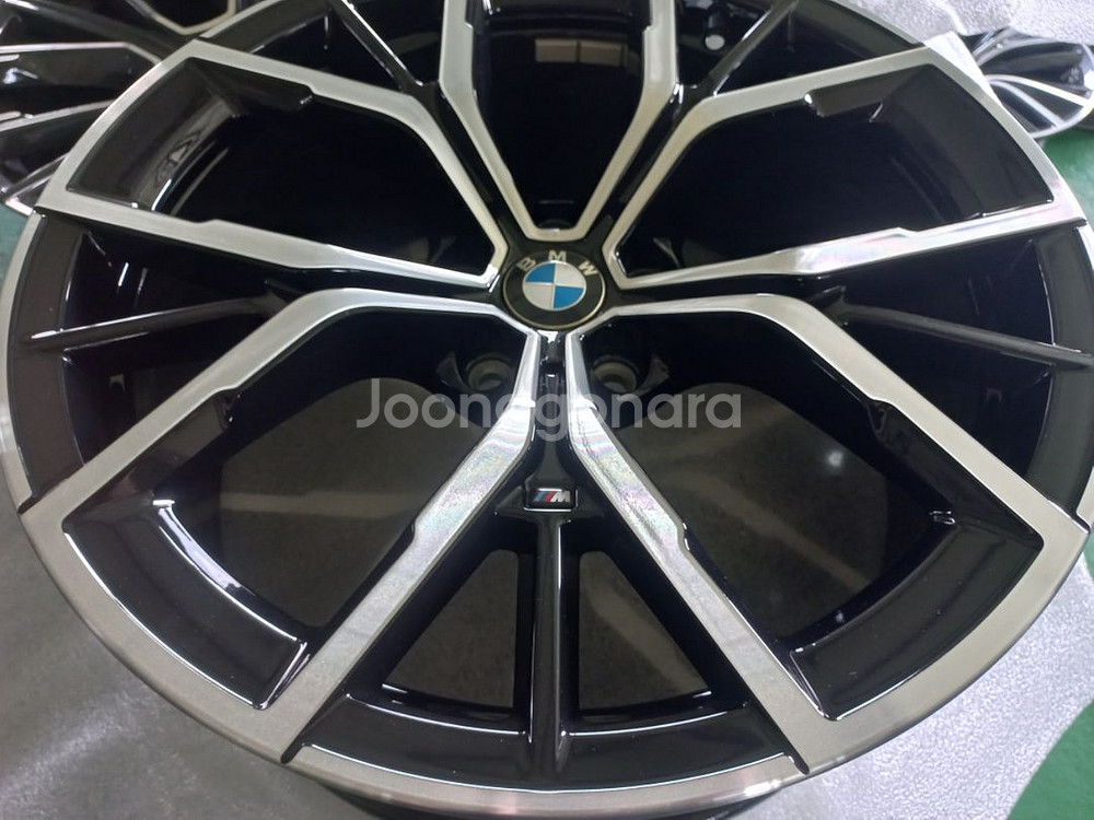 BMW 845M 휠타이어 G30 19인치휠--1