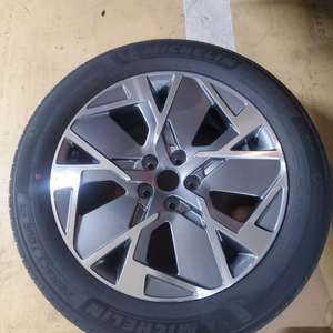 gv70ev,19인치정품휠,미쉐린타이어,한대분4ea