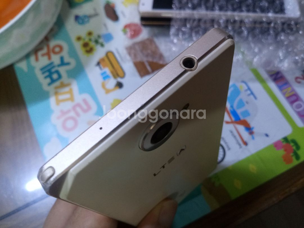 베가아이언2 IM-A910S 32G 4만--3