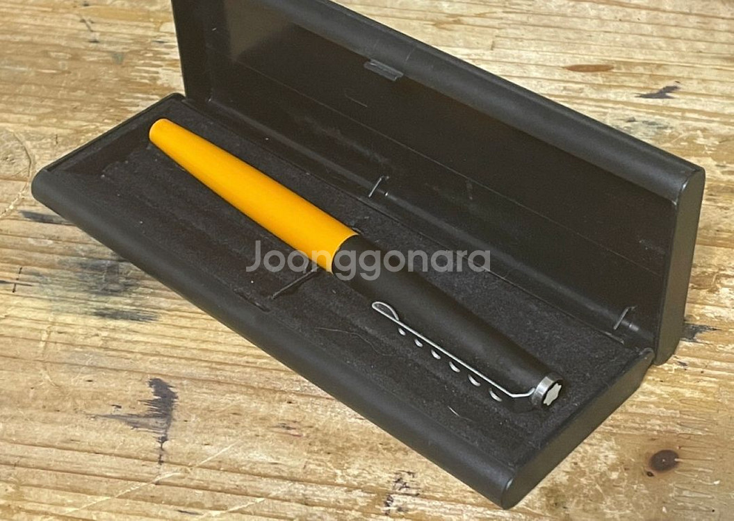 몽블랑 X 포르쉐 콜라보 만년필 - 몽블랑 카레라--2