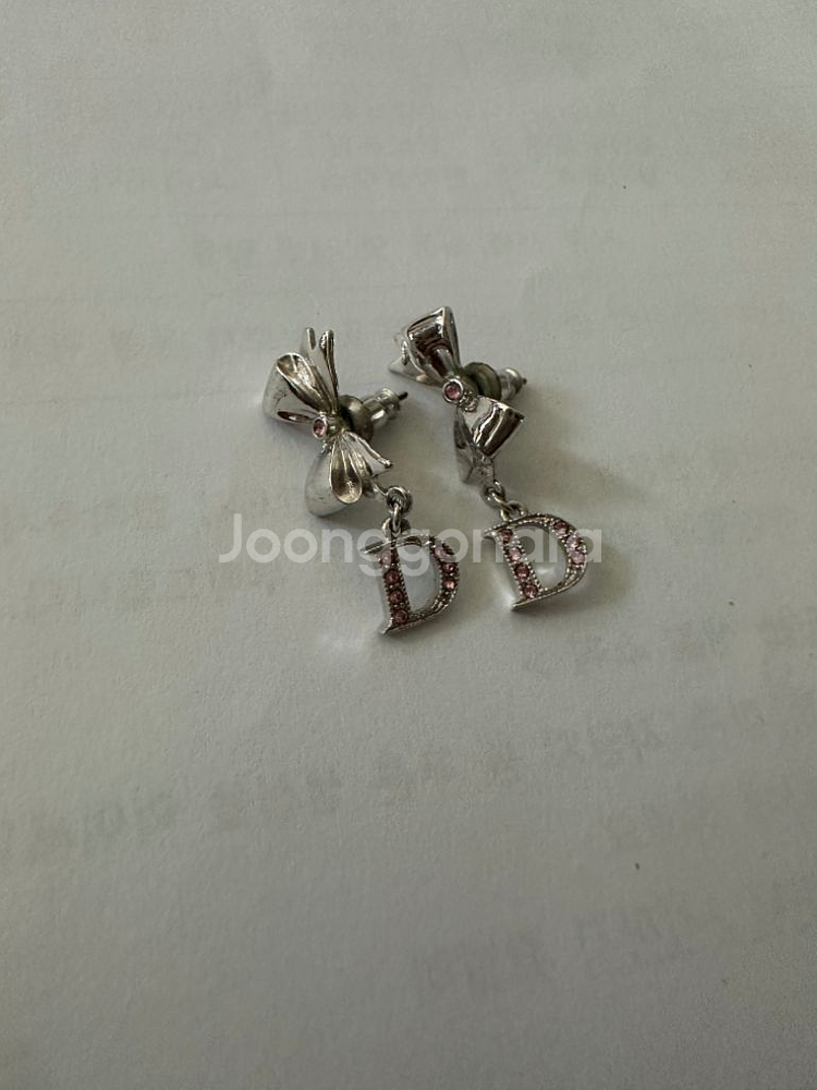 정품 디올 리본귀걸리--0