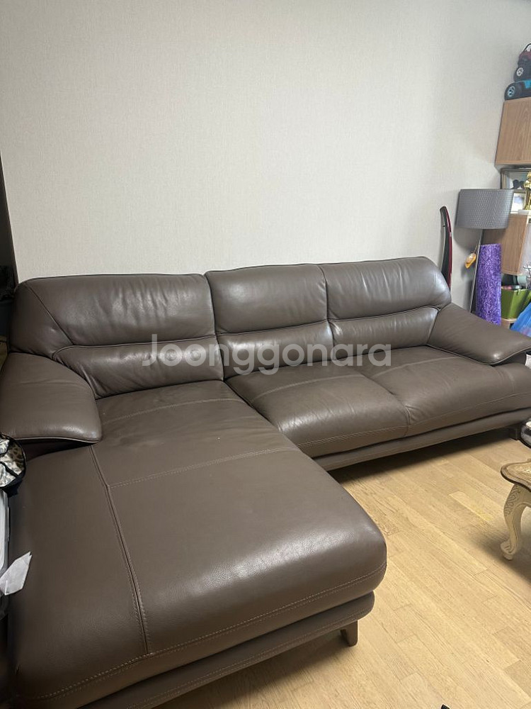 까사미아 가죽소파--1