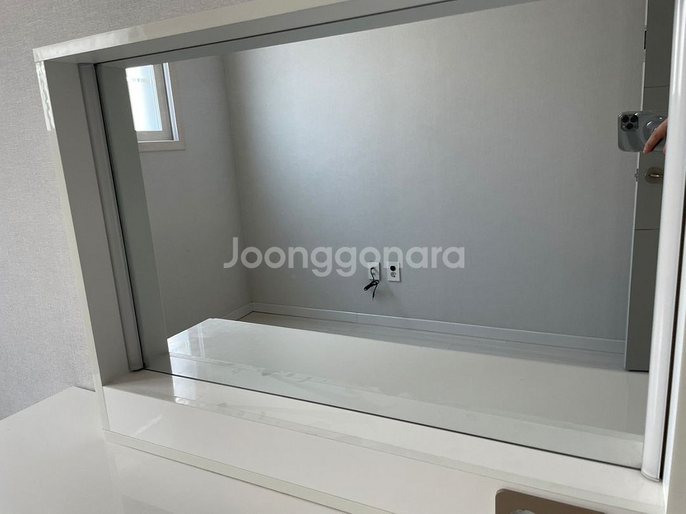 유에라 제니 UV 하이그로시 수납형 화장대 LED 거울--3