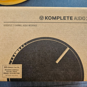 komplete audio 2 오디오 인터페이스(미개봉