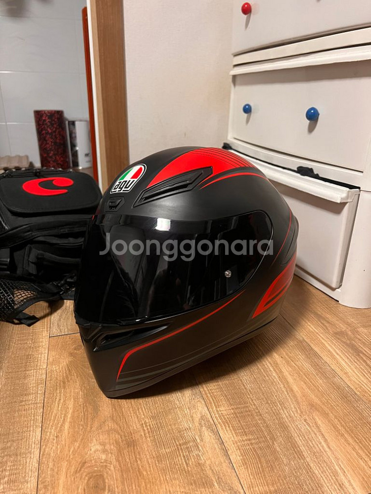 agv k-1 블랙&레드 풀페이스헬멧 M 사이즈 판매--3