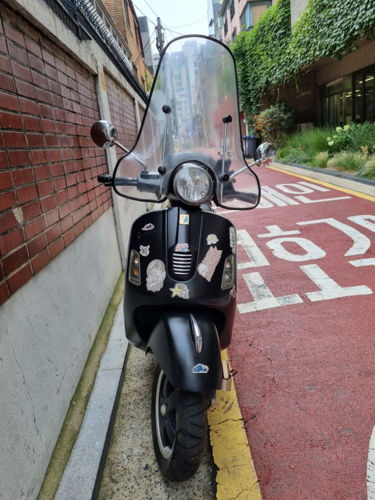 베스파 GTS 300--2