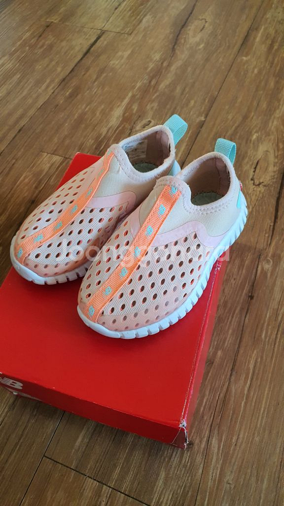 뉴발란스아쿠아슈즈us8/145mm--1