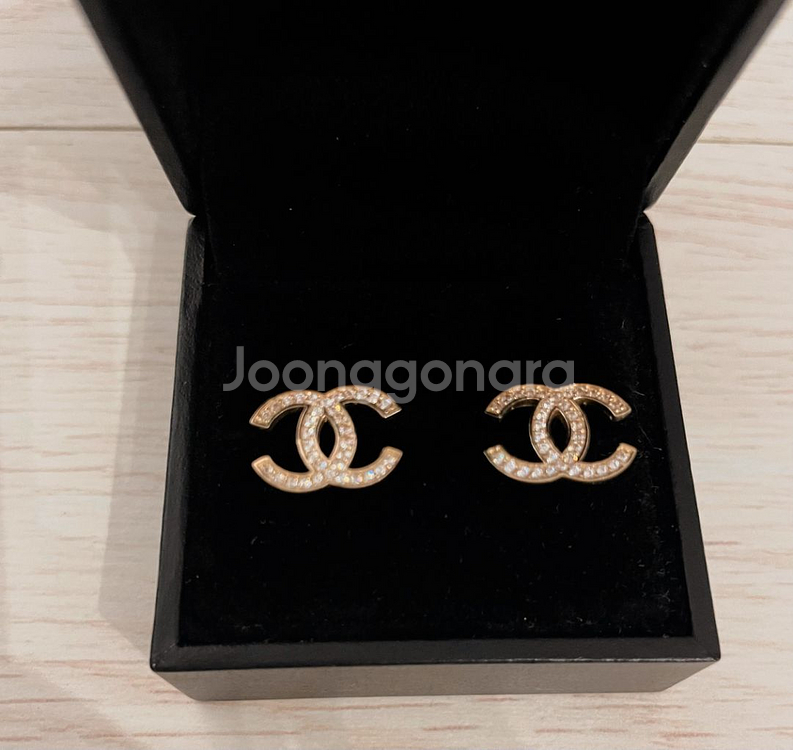 샤넬 귀걸이(새상품)--0