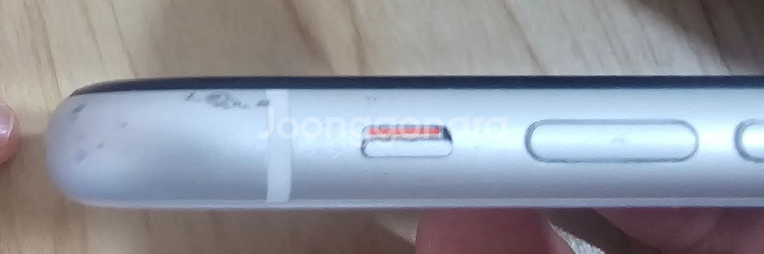 호주에서 구매한 아이폰 XR 화이트 64g 85%--4
