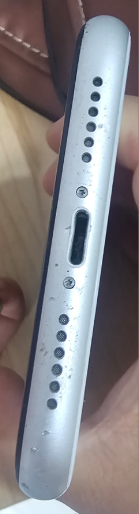 호주에서 구매한 아이폰 XR 화이트 64g 85%--3