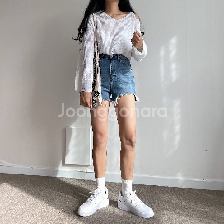 ~30)한쪽트임반바지 새거 13000(세일)--3