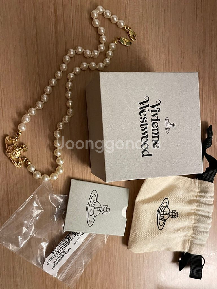 비비안웨스트우드 목걸이--2