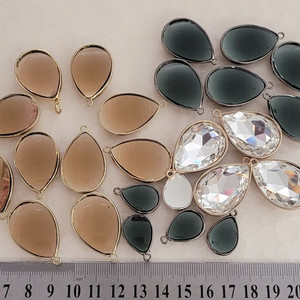 금속장식 물방울모양 약 20~35미리 25개 일괄