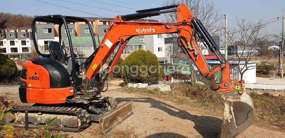 구보다 U-30-6S 3톤굴삭기 3톤포크레인 팝니다--1