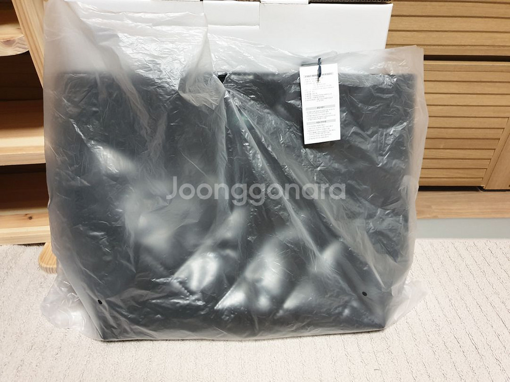 아가타 페이턴트 쇼퍼백 미사용 새상품--5