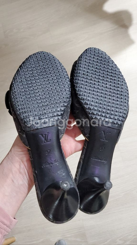 루이비통 여름샌들/구두 37사이즈(240)--6