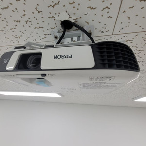 엡손프로젝터 EB-W41+대형스크린+동글이