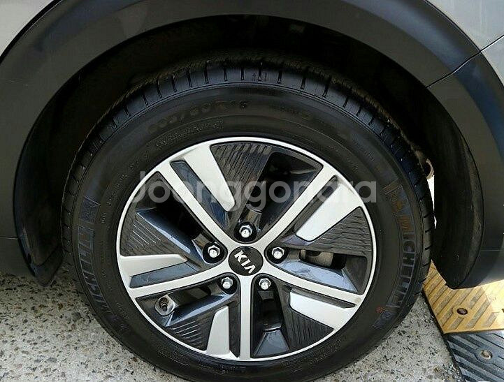 지금 중고차 고민한다면? 중고차가격 부담없이중고차 청정--7