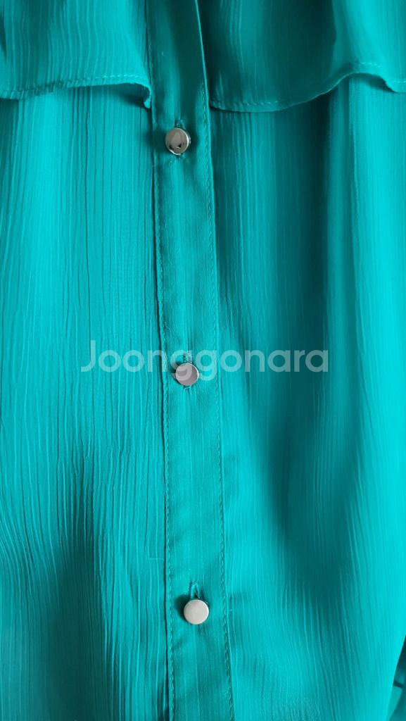 (정품) 블루페페(22ss) 프릴 블라웃(미착용)--7
