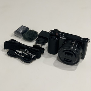 소니 미러리스 ZV-E10카메라(22년 9월 구매/상태