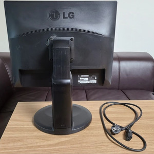 LG 19인치 모니터