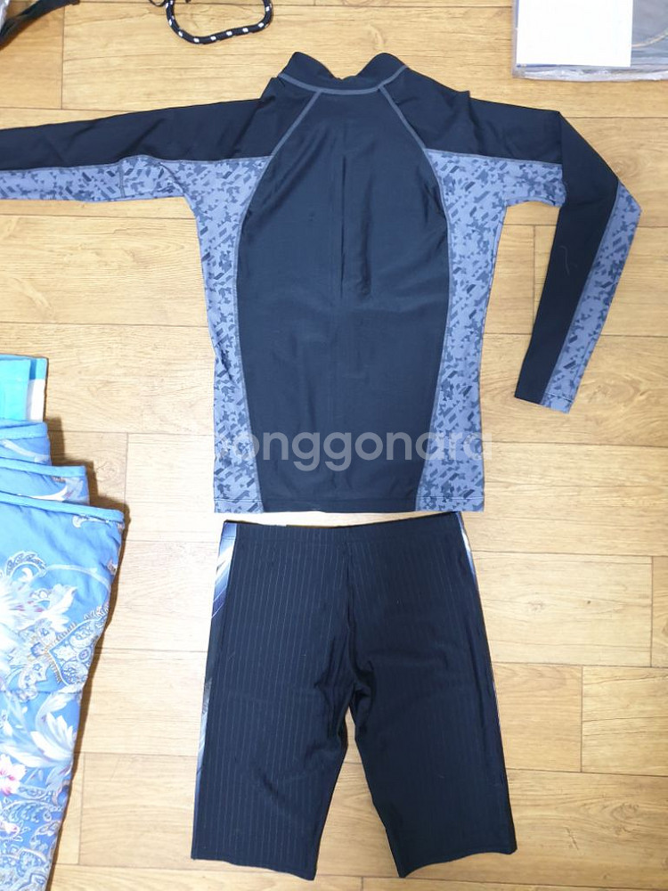 에버라스트 래쉬가드 상하의--1