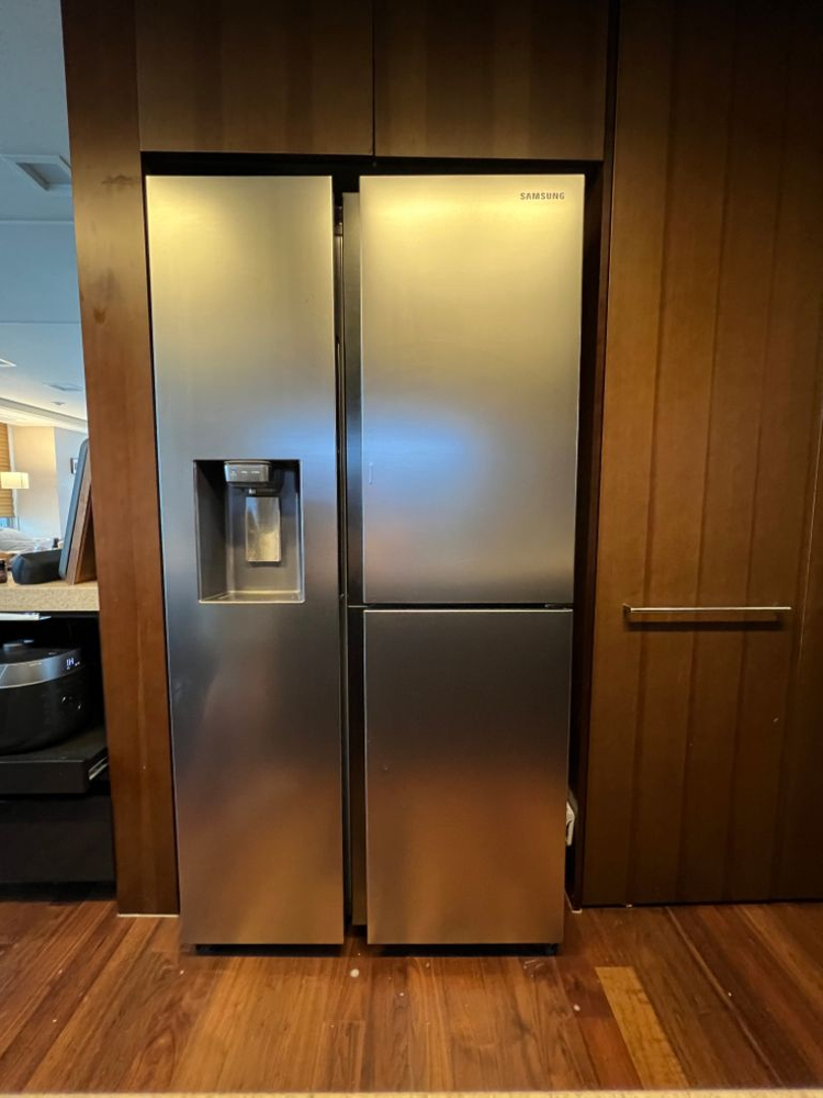 삼성 양문형 얼음 정수기 냉장고 이미지