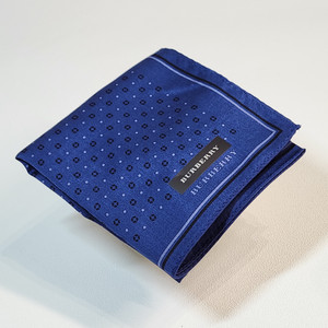버버리 블루네이비 패턴 손수건 명품 일본 백화점 새상품
