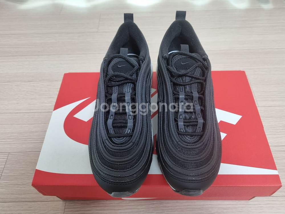 나이키 에어맥스97 검흰 225 (우먼스)--2