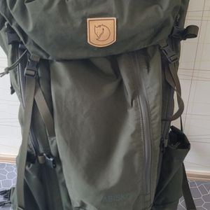 피엘라벤 아비스코 35L 팝니다.
