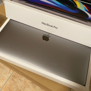 맥북 프로 MBP 16/2.3GHz/Radeon Pro