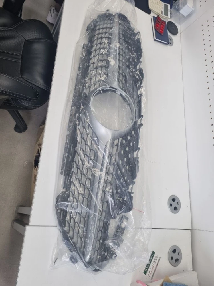 벤츠 CLS 21년형 그릴 이미지