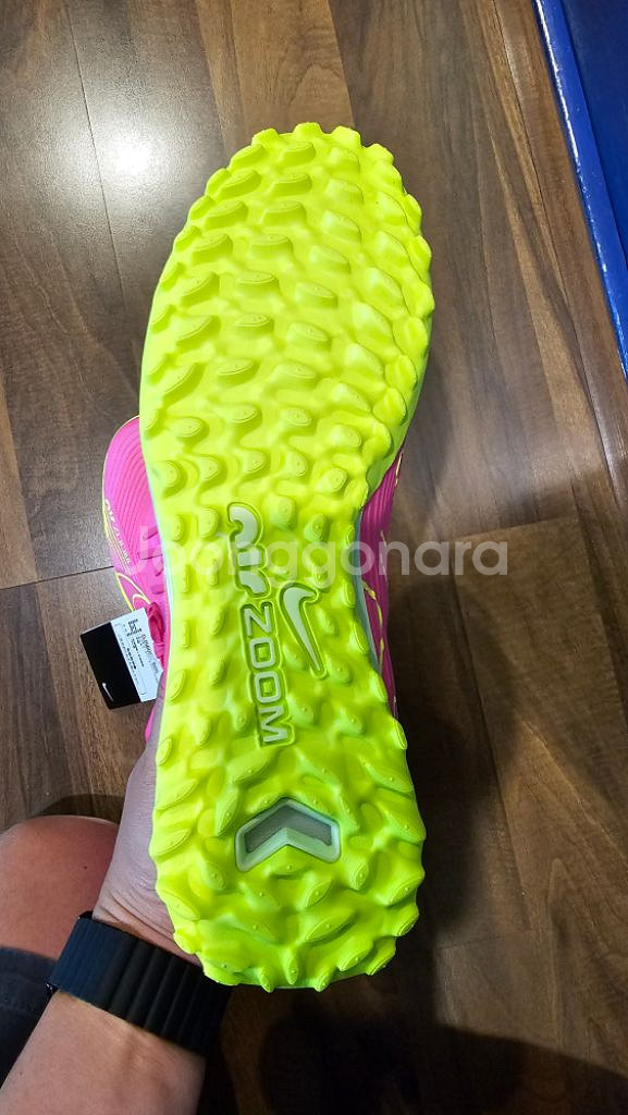 나이키 머큐리얼 베이퍼 에어줌 프로 TF 270mm--1