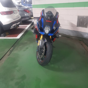 R1000R