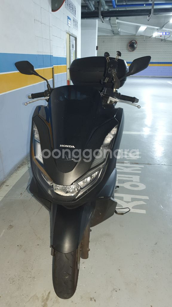 PCX 2021년식 ABS 블랙 처분합니다.--2