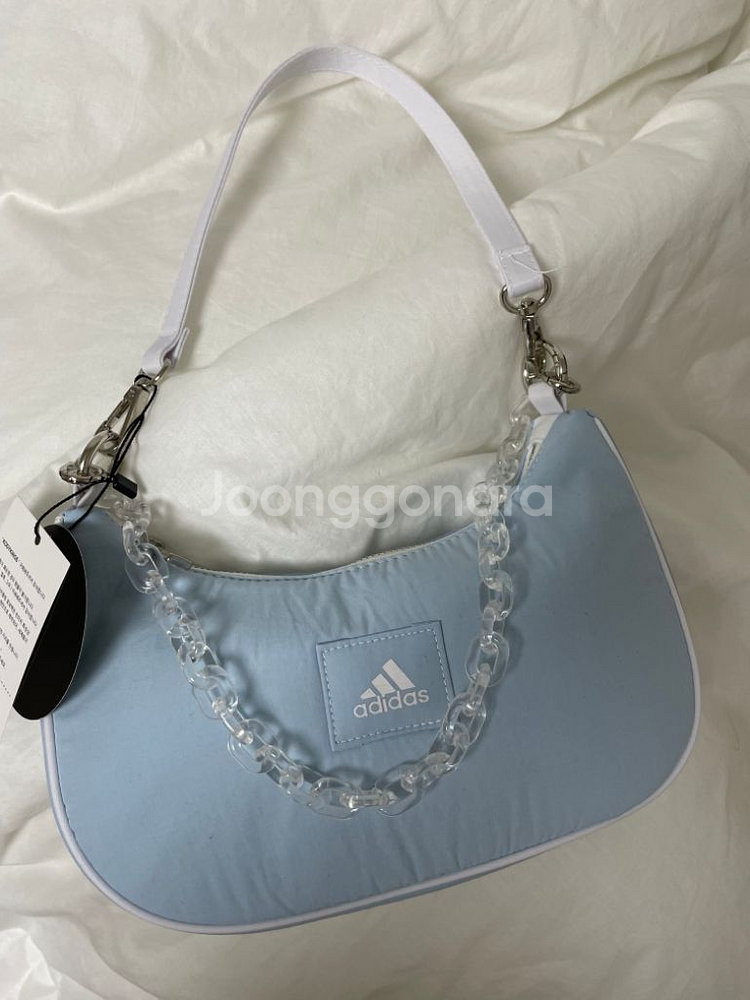 아디다스 업사이클링 호보백 코디킹스 스카이블루 빈티지--1