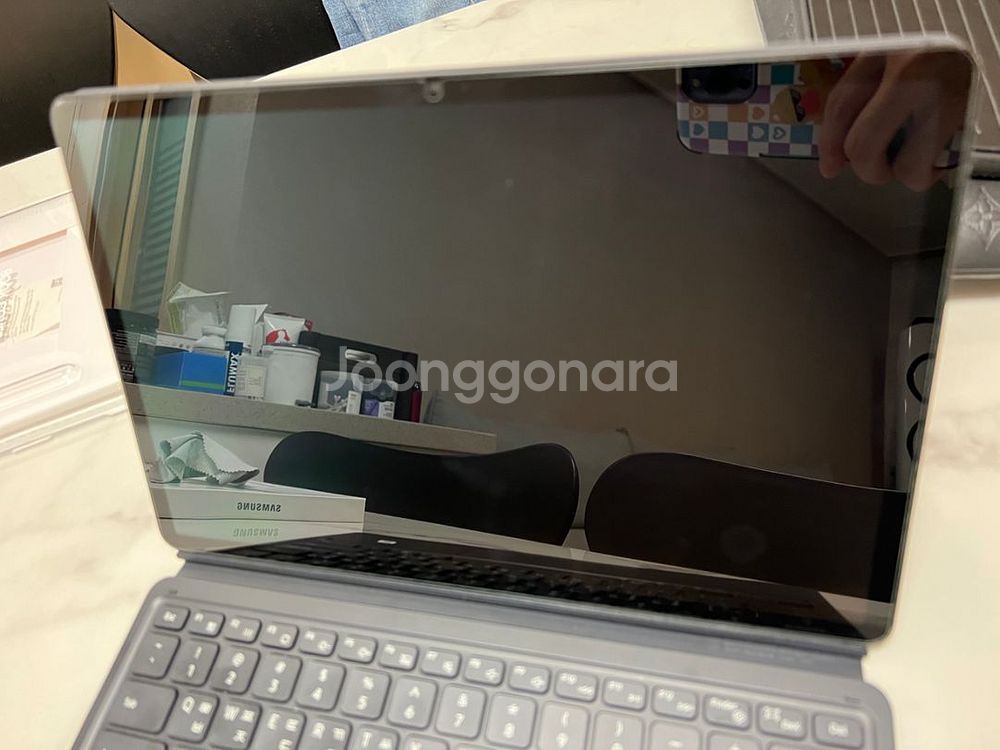 갤럭시탭 s8+ 5g 256g 자급제 + 키보드케이스--1