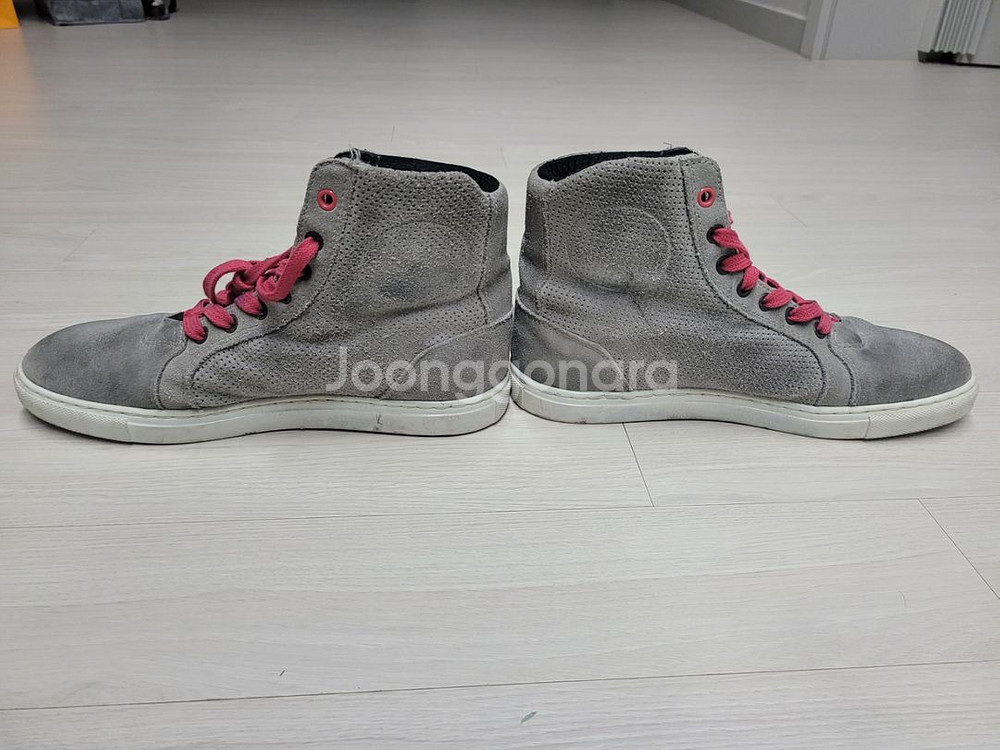 다이네즈 여성 바이크스니커즈--1